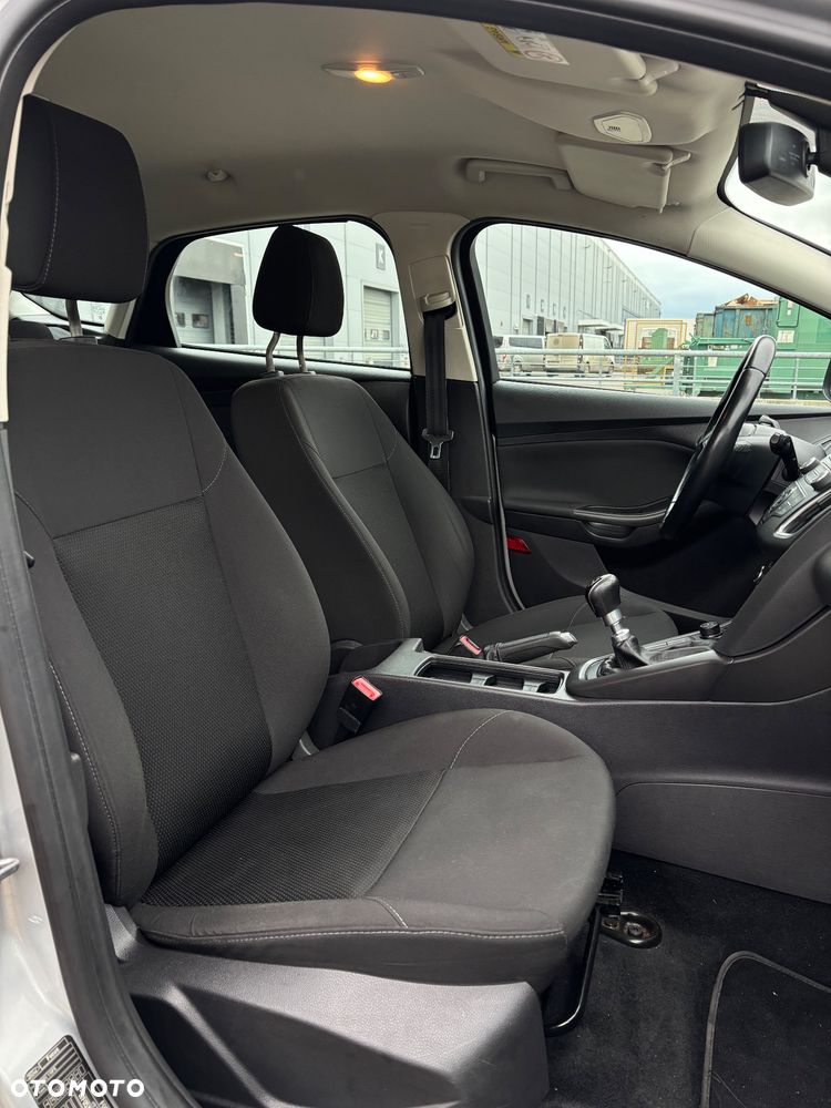Ford Focus 1.6 TDCi DPF Trend - 14