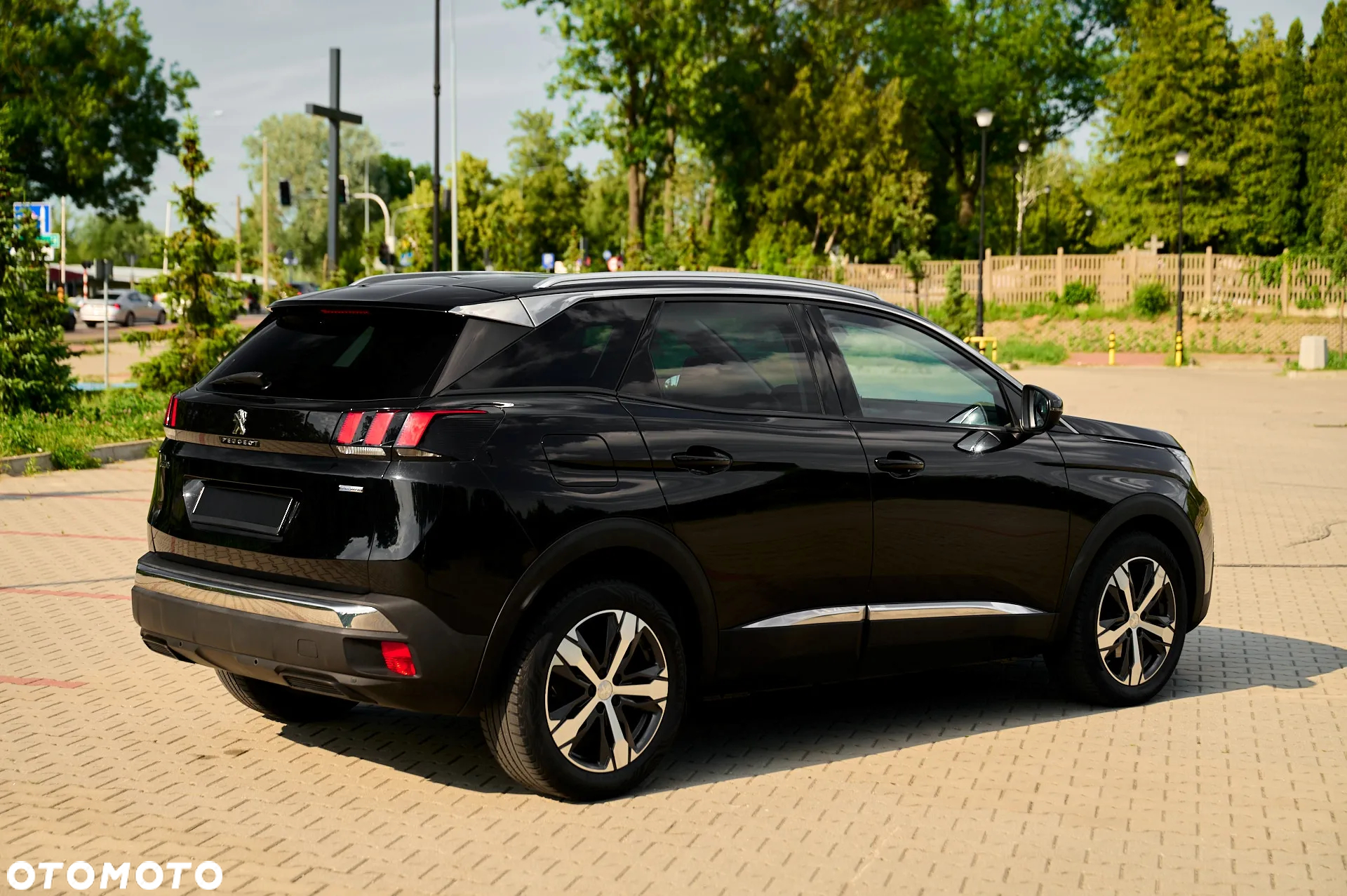 Peugeot 3008 1.2 PureTech Allure S&S - 13