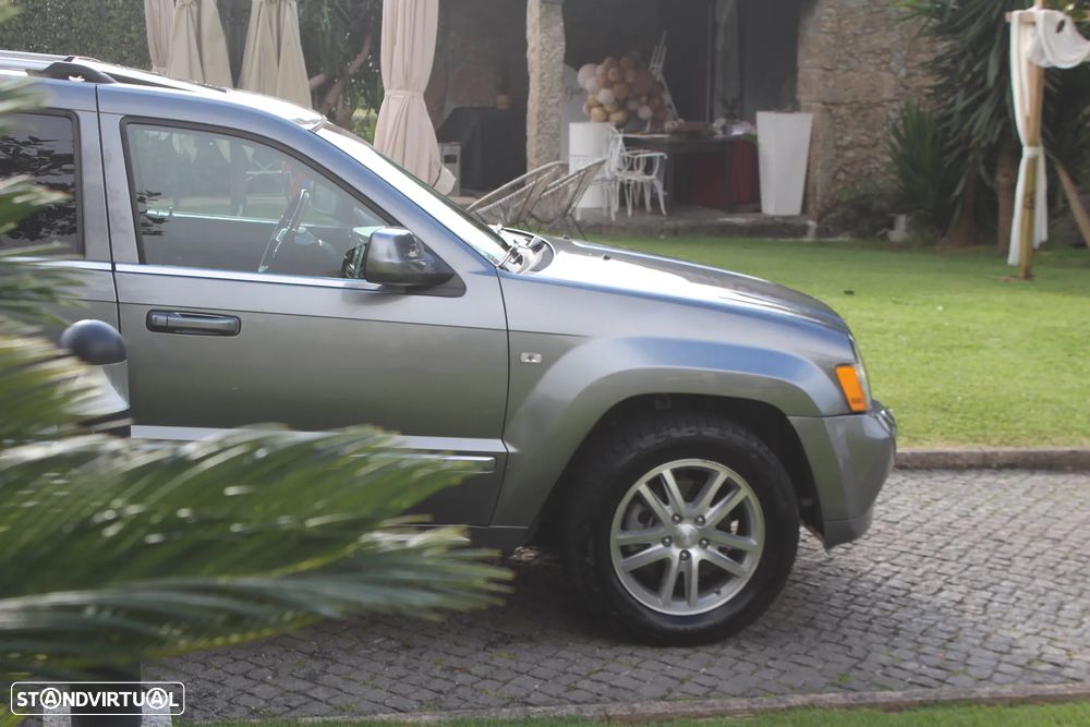 Jeep Grand Cherokee 3.0 CRD Auto Overland - 6