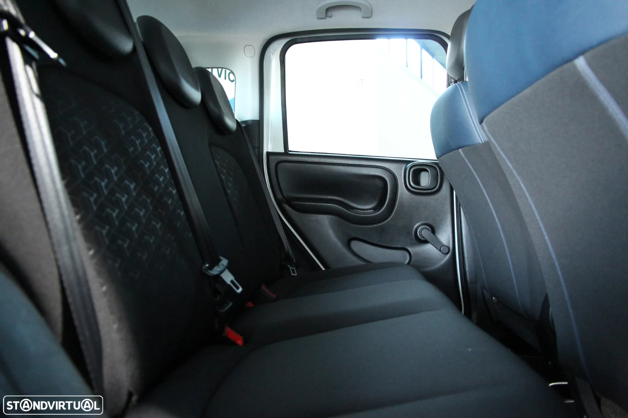 Fiat Panda 1.0 Hybrid Cross - 16