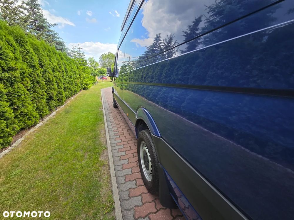 Mercedes-Benz Sprinter - 22