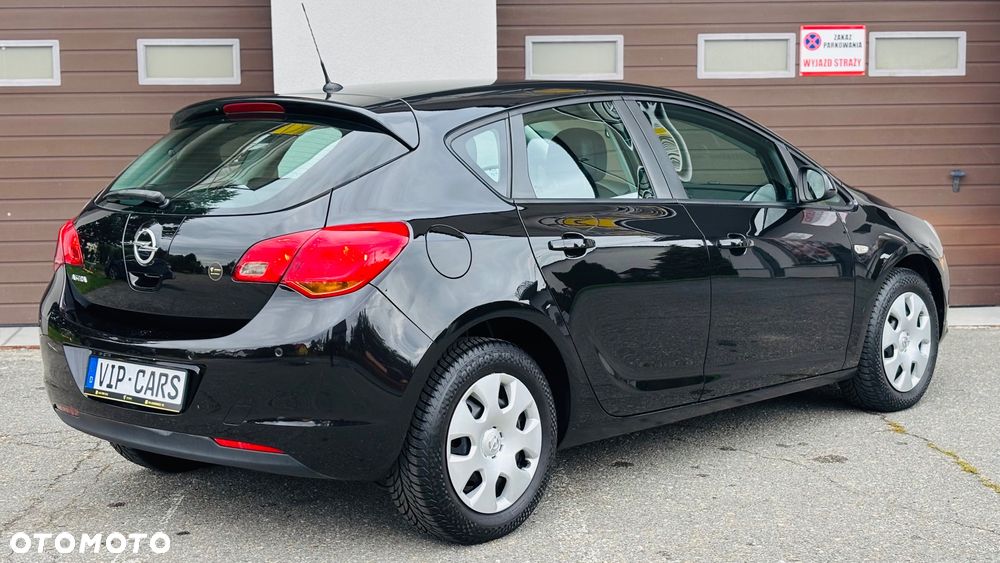 Opel Astra - 6