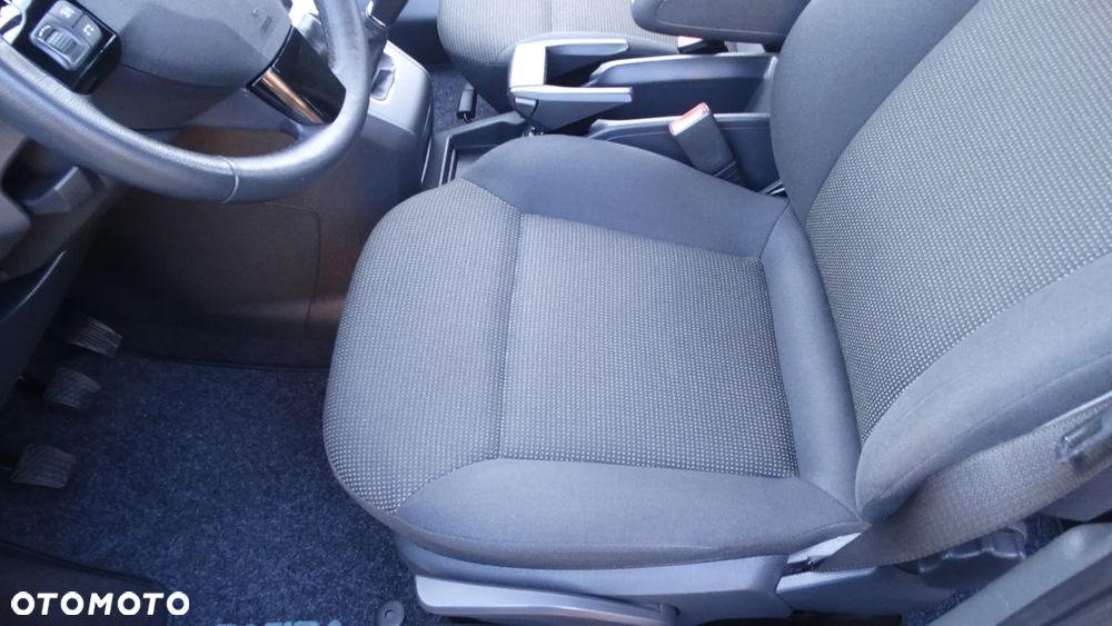 Opel Zafira 1.8 Cosmo - 11
