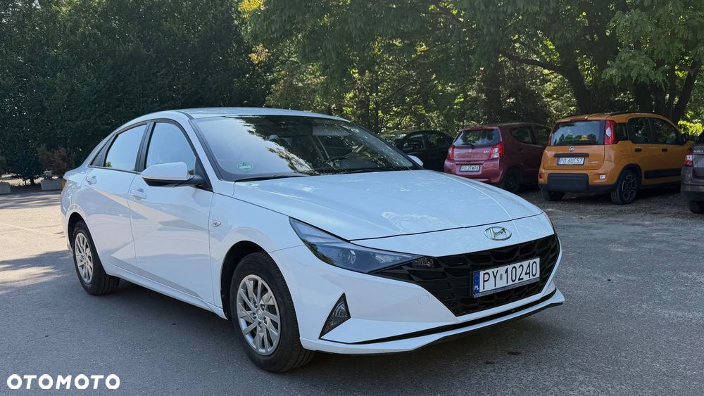 Hyundai Elantra 1.6 Modern - 3