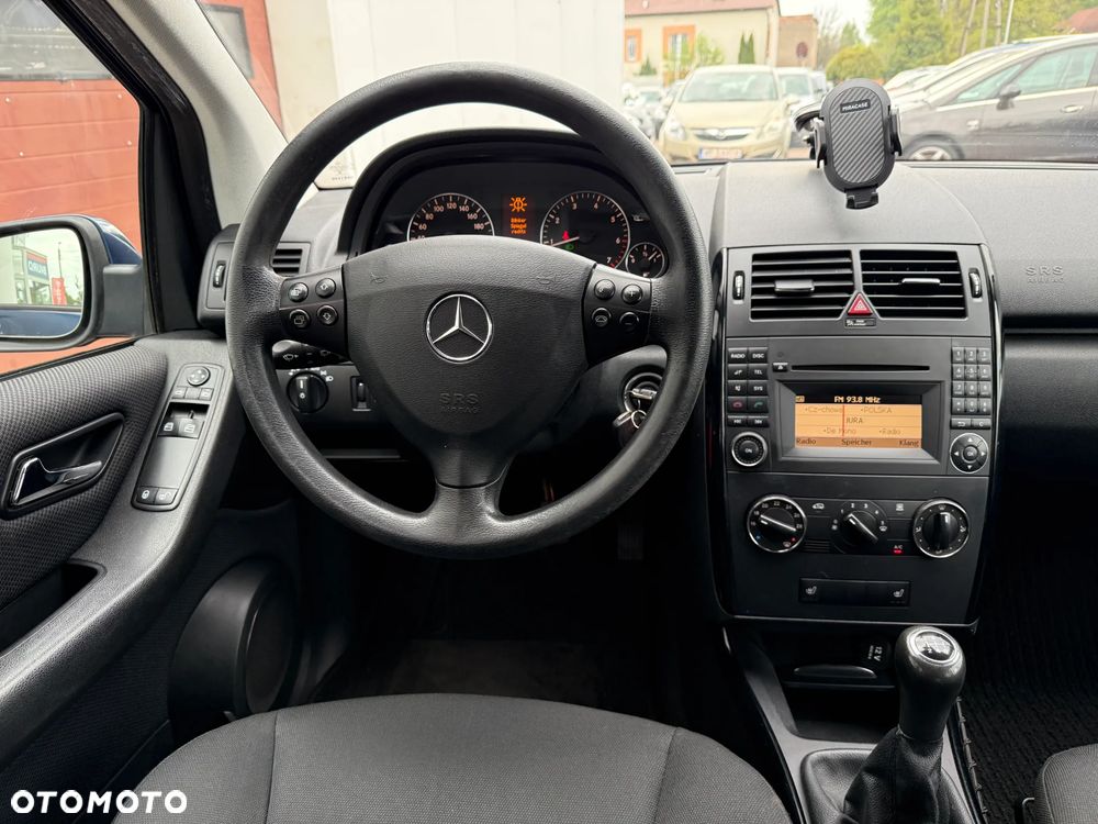 Mercedes-Benz Klasa A 170 BlueEFFICIENCY Elegance - 16