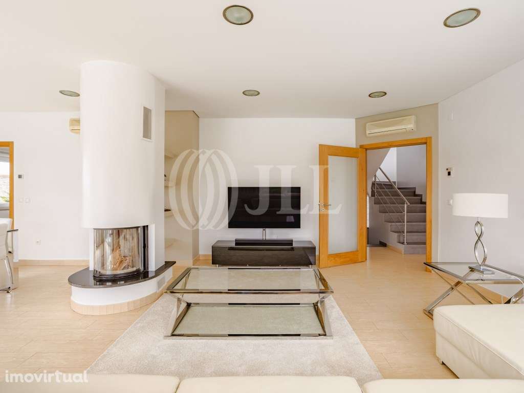 Moradia T6 duplex com piscina, Caldas da Rainha - Grande imagem: 4/34