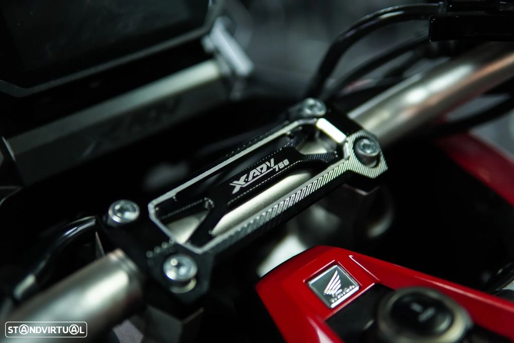 Honda X-ADV 750 - 29