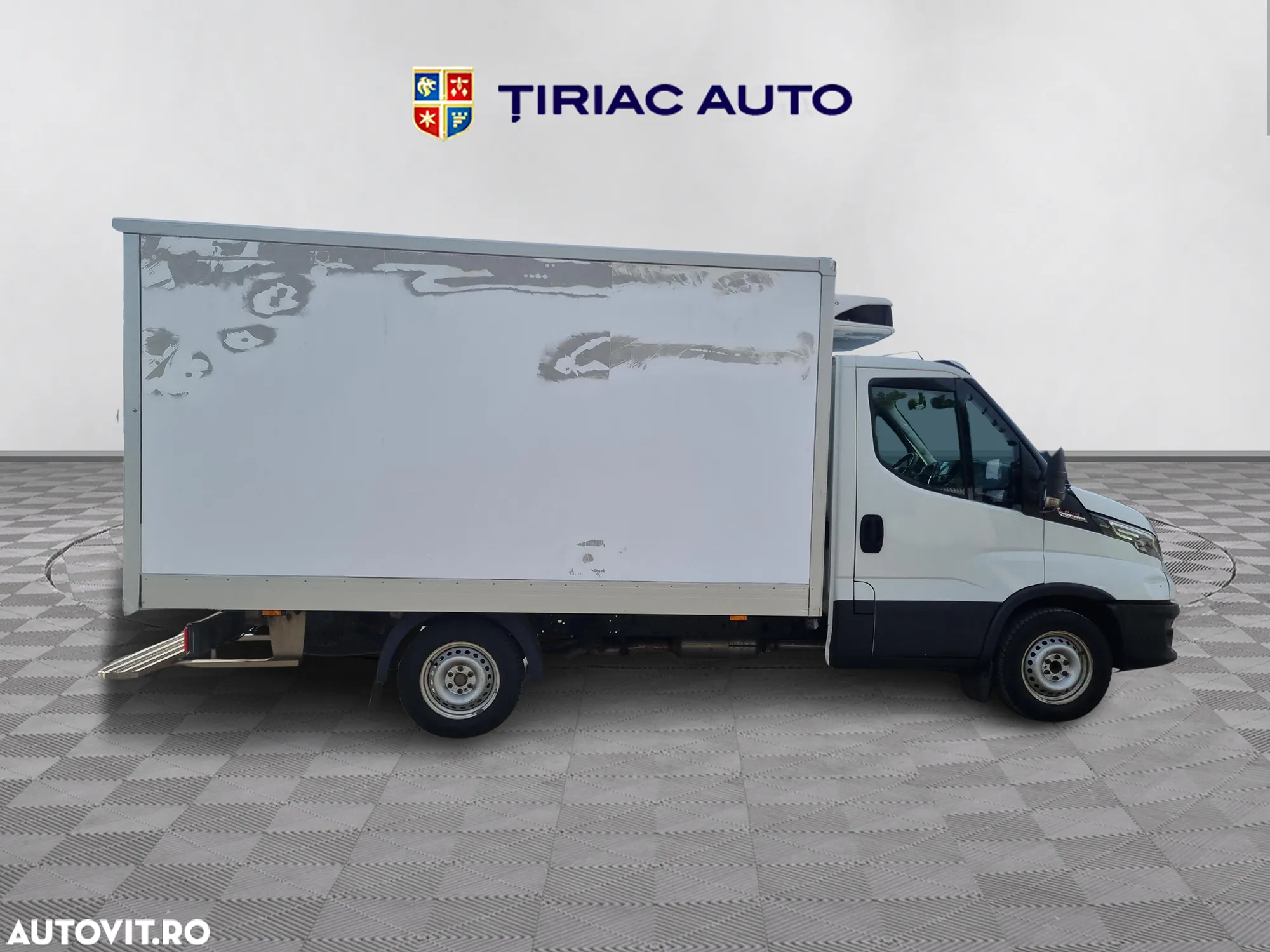 Iveco Daily 35-140 Chassi Cab 2.3JTD Hi-Matic - 6