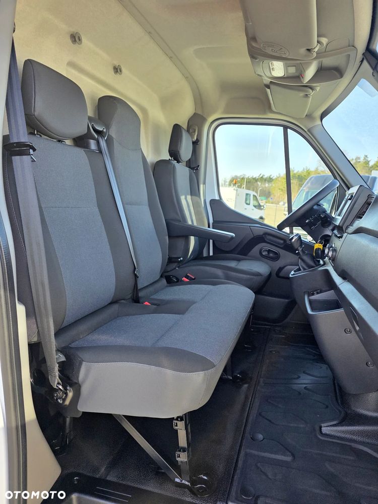 Renault MASTER 2,3 DCI 150 KONNY ŚREDNIAK WYSOKI L2H2 KLIMA KAMERA NAVI LEDY GWARANCJA - 24