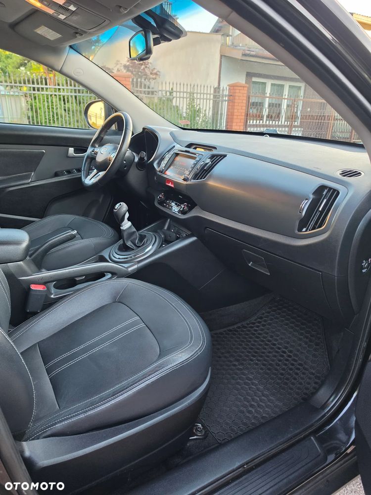 Kia Sportage 2.0 CRDI 2WD Spirit - 27