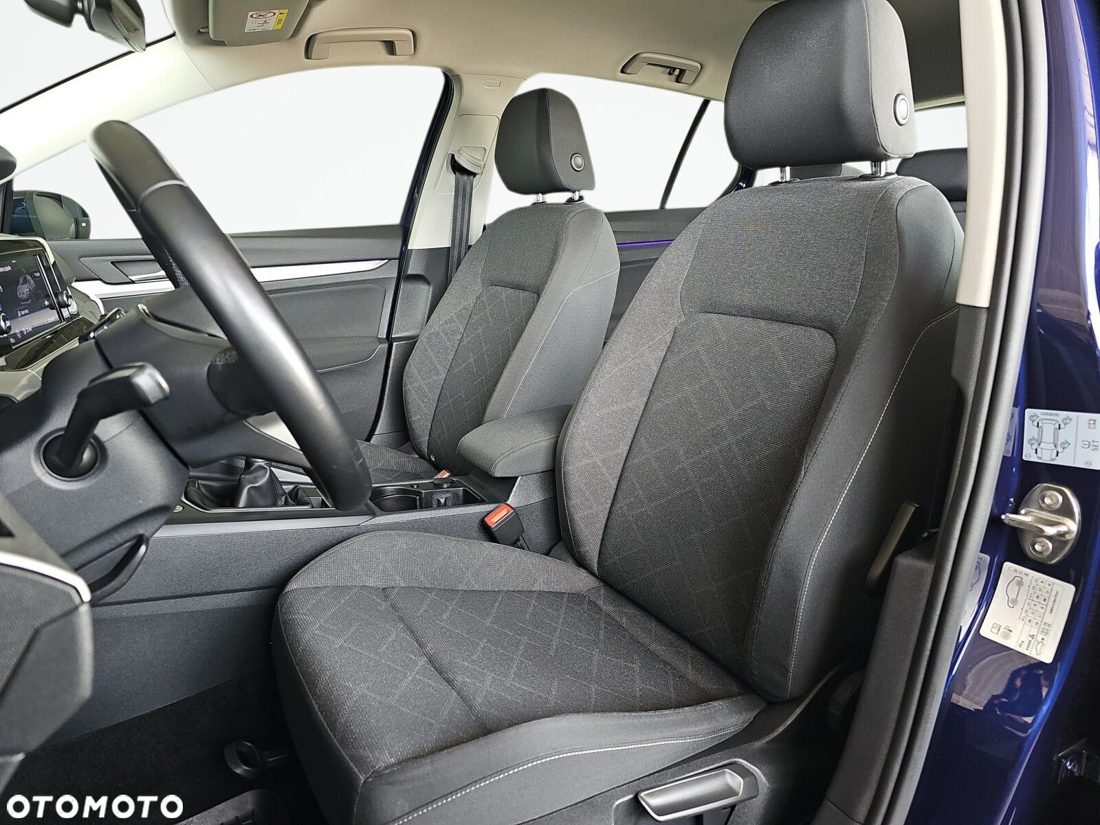 Volkswagen Golf VIII 1.5 TSI EVO Life - 9