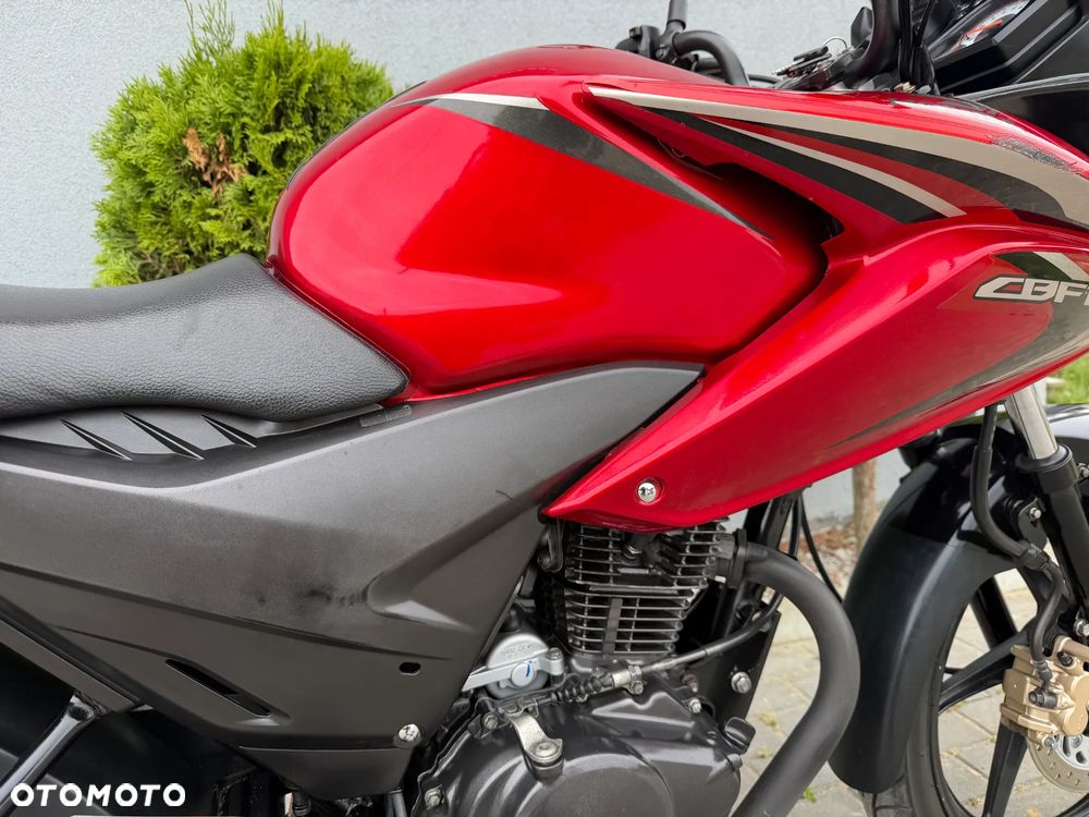 Honda CBF - 16