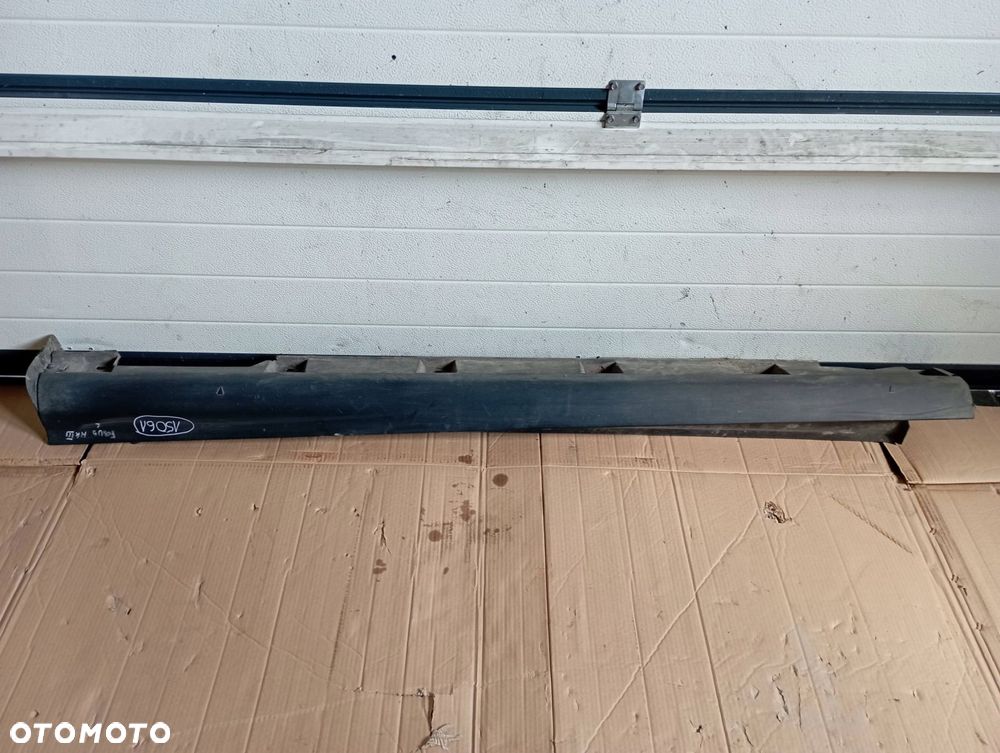 FORD FOCUMS MK3 LISTWA PROGOWA LEWA BM51-A10155-A - 1