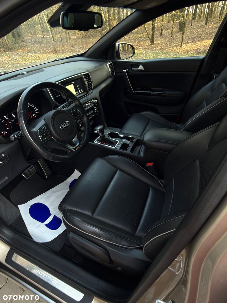 Kia Sportage - 10