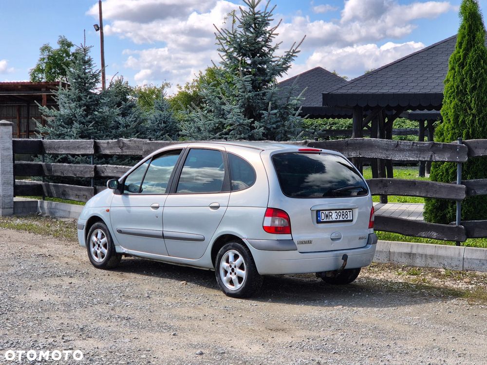 Renault Scenic 1.6 16V Alize - 4