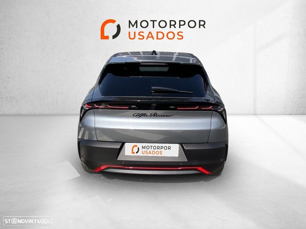 Alfa Romeo Junior 54 kWh Sport Speciale - 5