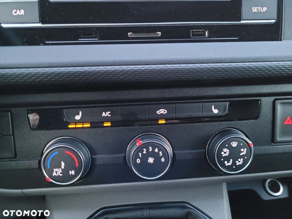 Volkswagen Transporter T6.1 - 14