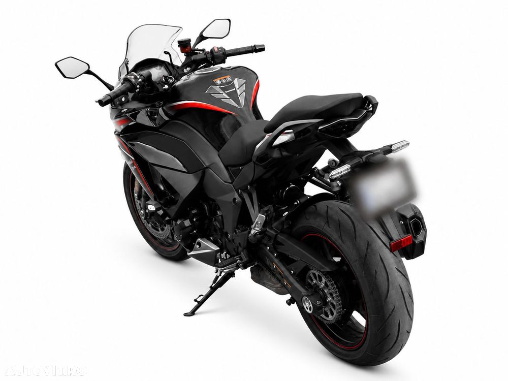 Kawasaki 1000SX - 6