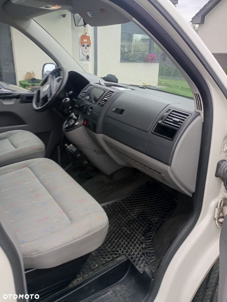 Volkswagen Transporter - 3