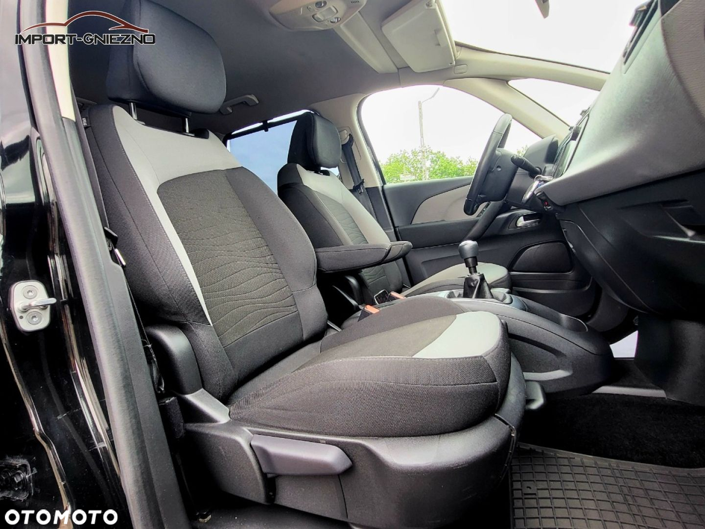 Citroën C4 Picasso - 19