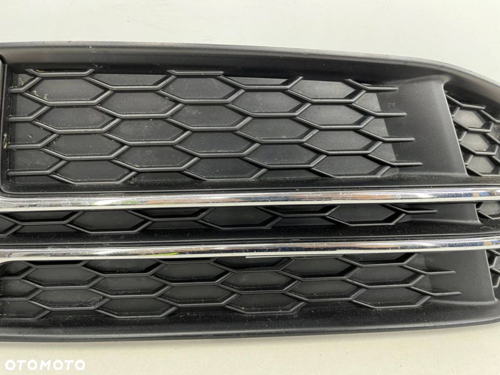 Atrapa Audi A4 B9 S-line kratka zderzaka prawa chrom 15-23r. ORYGINALNA 8w0807682f - 3