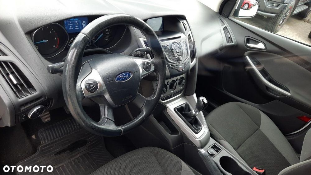 Ford Focus - 8