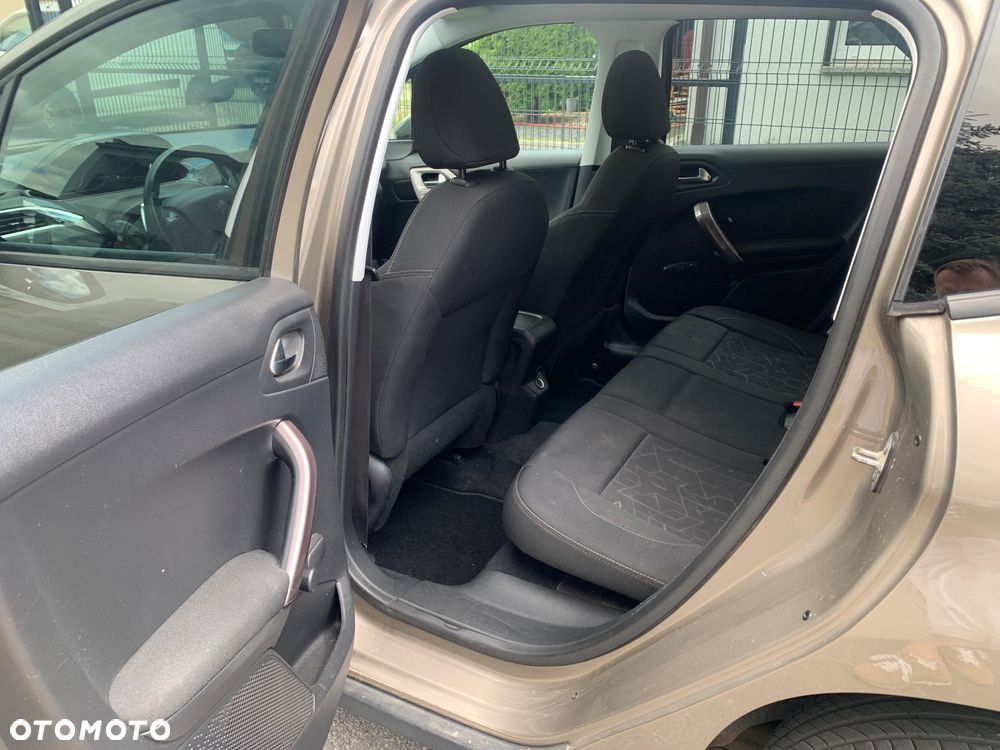 Peugeot 2008 PureTech 82 ETG5 STOP&START Active - 17