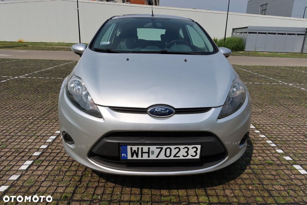 Ford Fiesta - 2