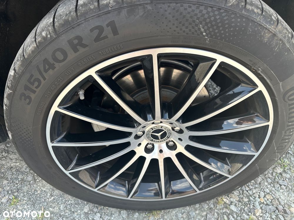 Mercedes-Benz GLE 300 d 4Matic 9G-TRONIC AMG Line - 22