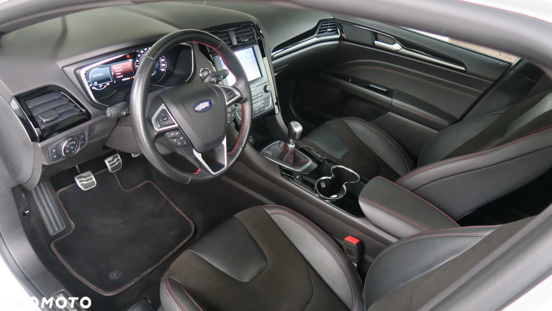 Ford Mondeo 2.0 EcoBlue ST-Line X - 22