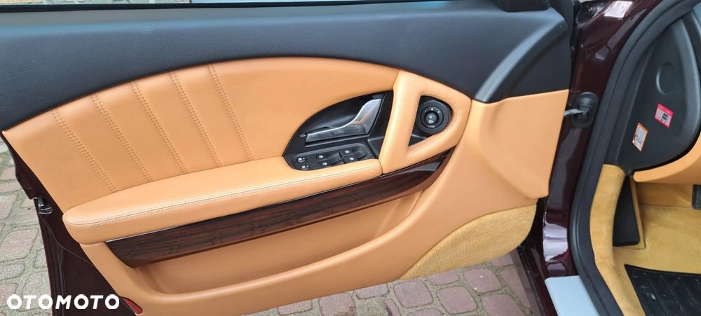 Maserati Quattroporte - 7