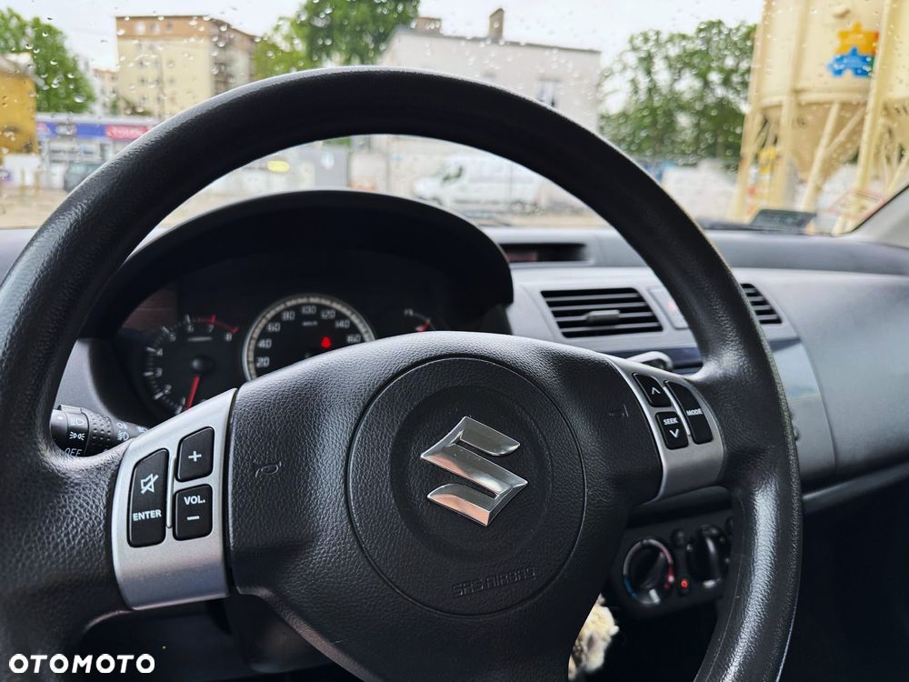 Suzuki Swift 1.3 A-M-T Comfort - 12