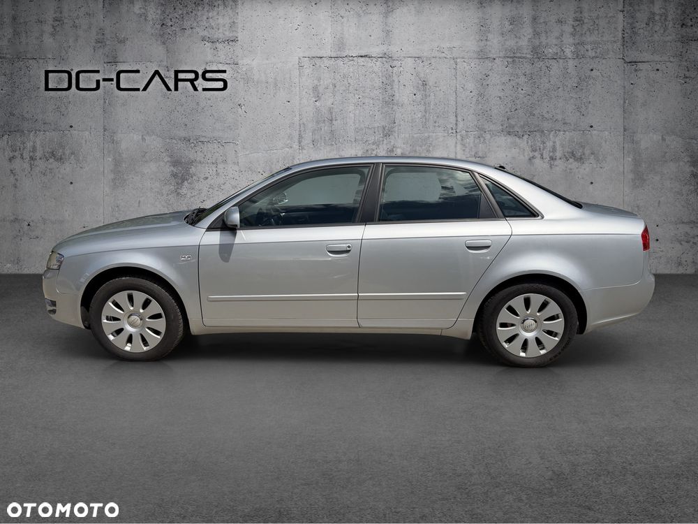 Audi A4 Limousine - 6