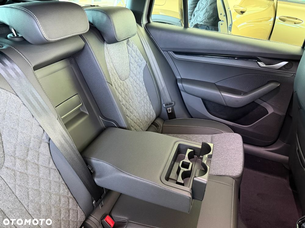 Skoda Octavia 2.0 TSI Sportline 4x4 DSG - 25