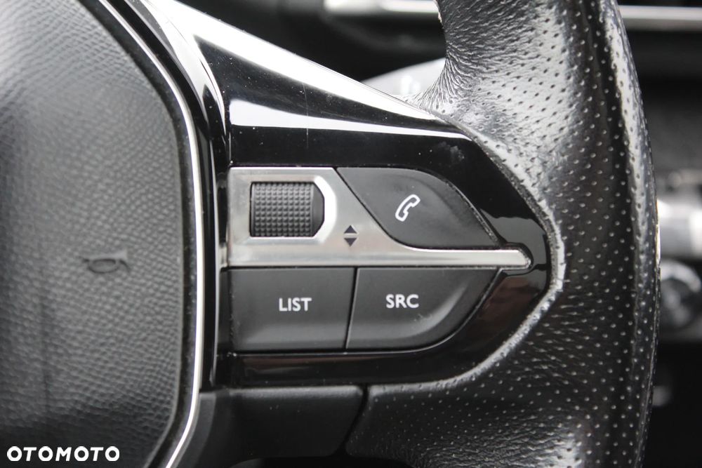 Peugeot 3008 2016