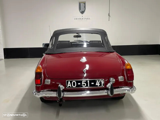 MG MGB - 5
