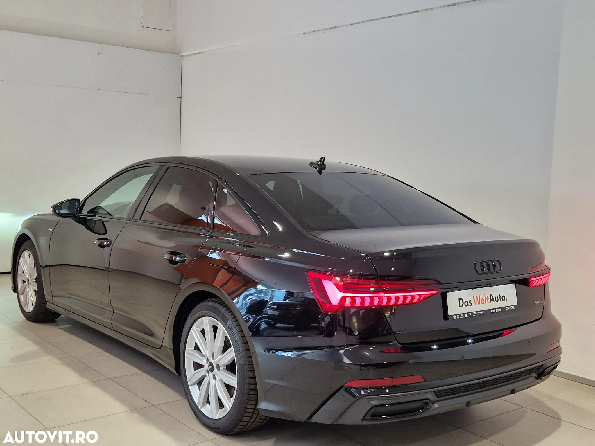 Audi A6 55 TFSI e quattro S tronic S line - 3