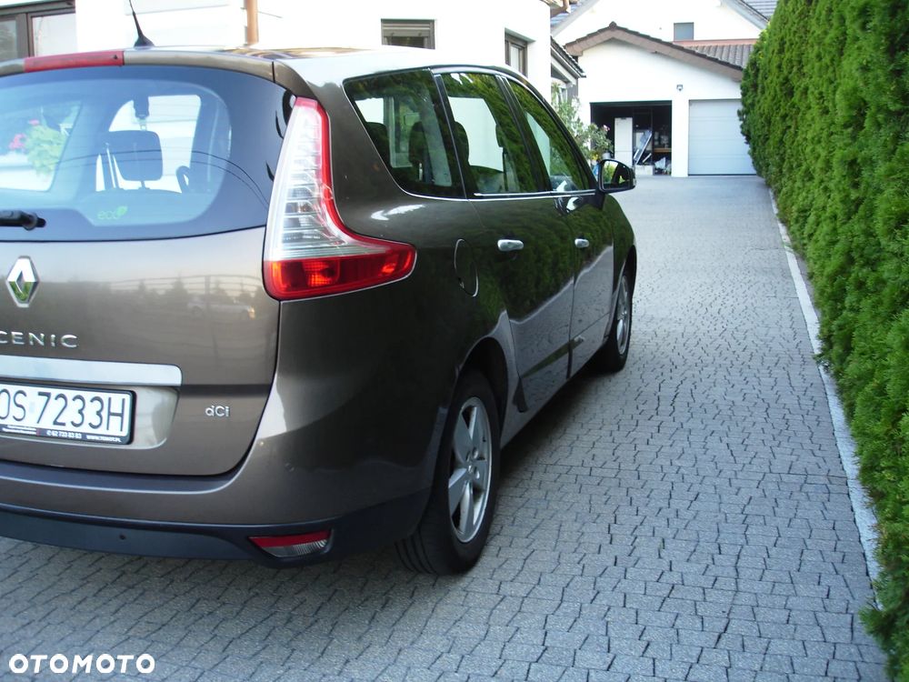 Renault Grand Scenic - 22