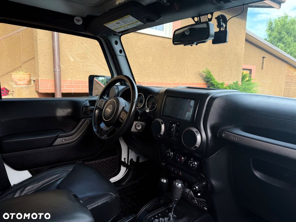 Jeep Wrangler - 6