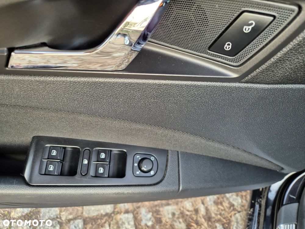 Skoda Superb 1.6 TDI GreenLine - 16