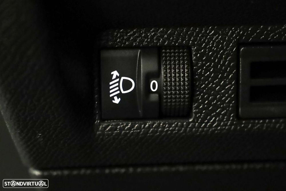 Peugeot 5008 1.2 Hybrid Allure e-DCS6 - 18