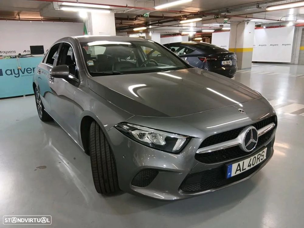 Mercedes-Benz A 250 Limousine e Style Plus - 4