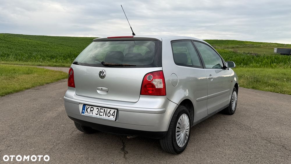 Volkswagen Polo 1.2 Comfortline - 11