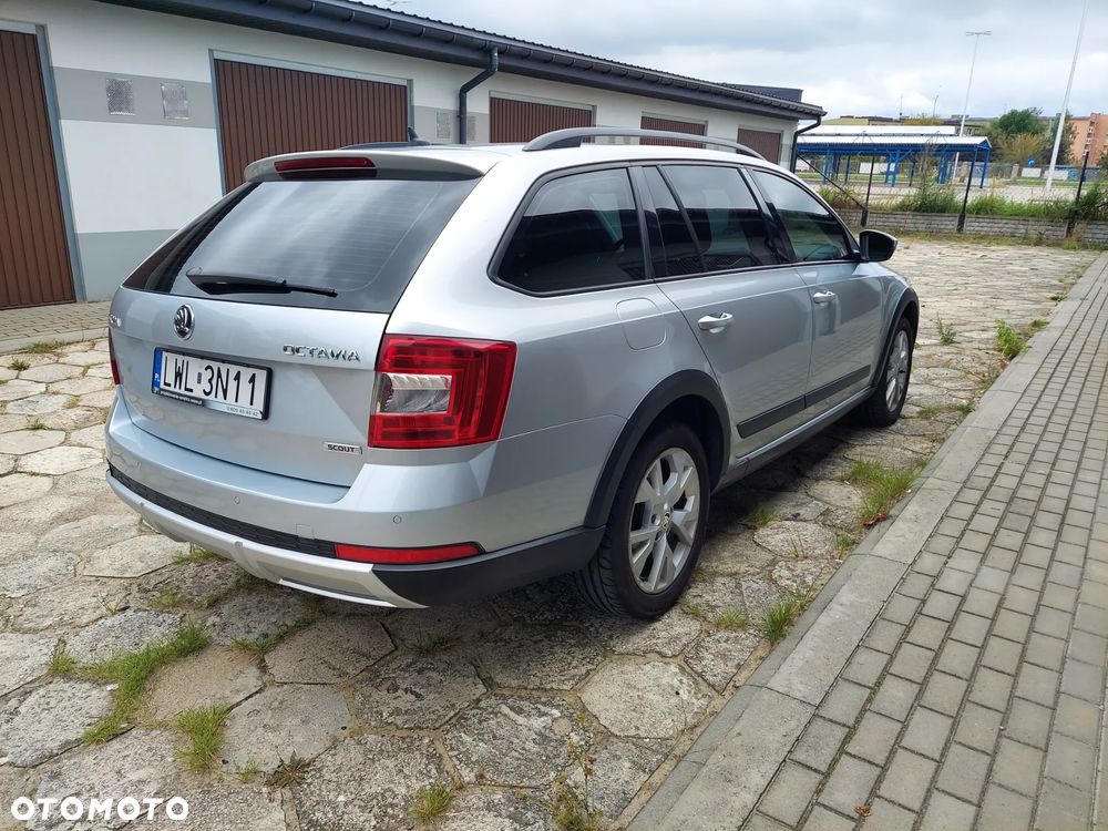 Skoda Octavia Scout 2.0 TDI 4x4 - 6