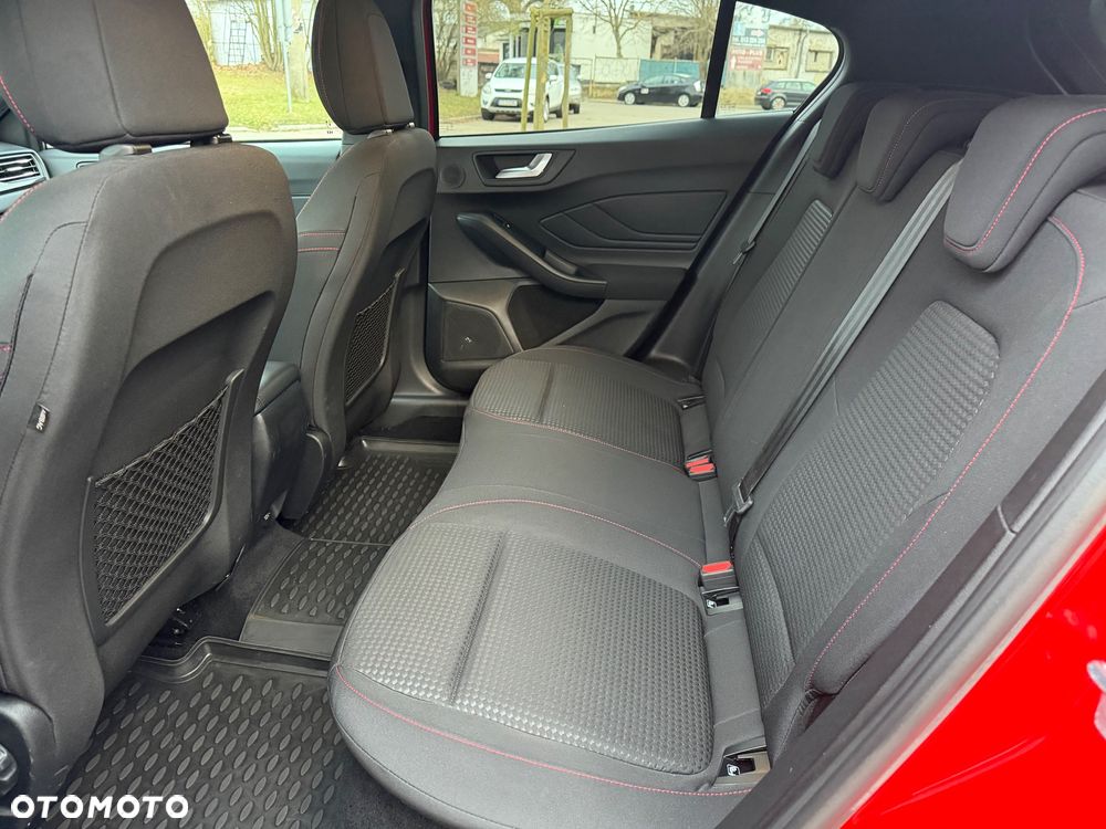 Ford Focus 1.0 EcoBoost ST-Line Red ASS - 16