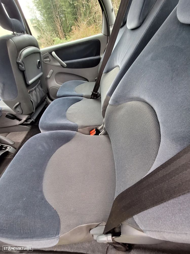 Citroën Xsara Picasso 1.6 HDi Confort - 33