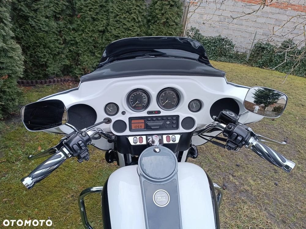 Harley-Davidson Touring Road Glide - 13