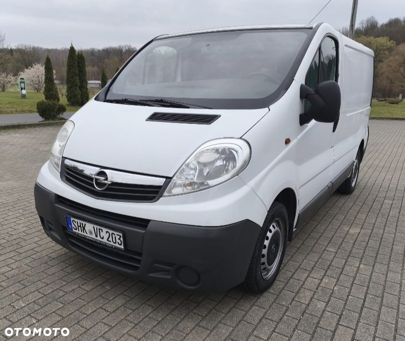 Opel Vivaro - 1