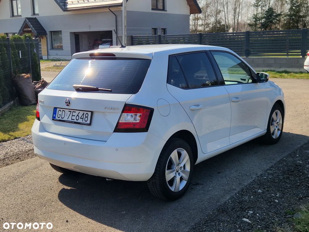 Skoda Fabia - 3
