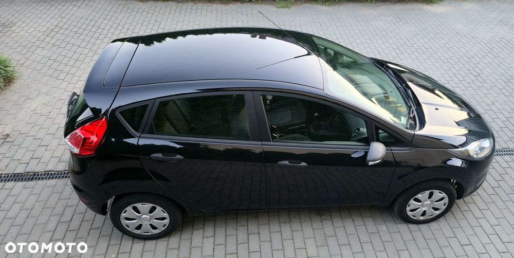 Ford Fiesta - 10